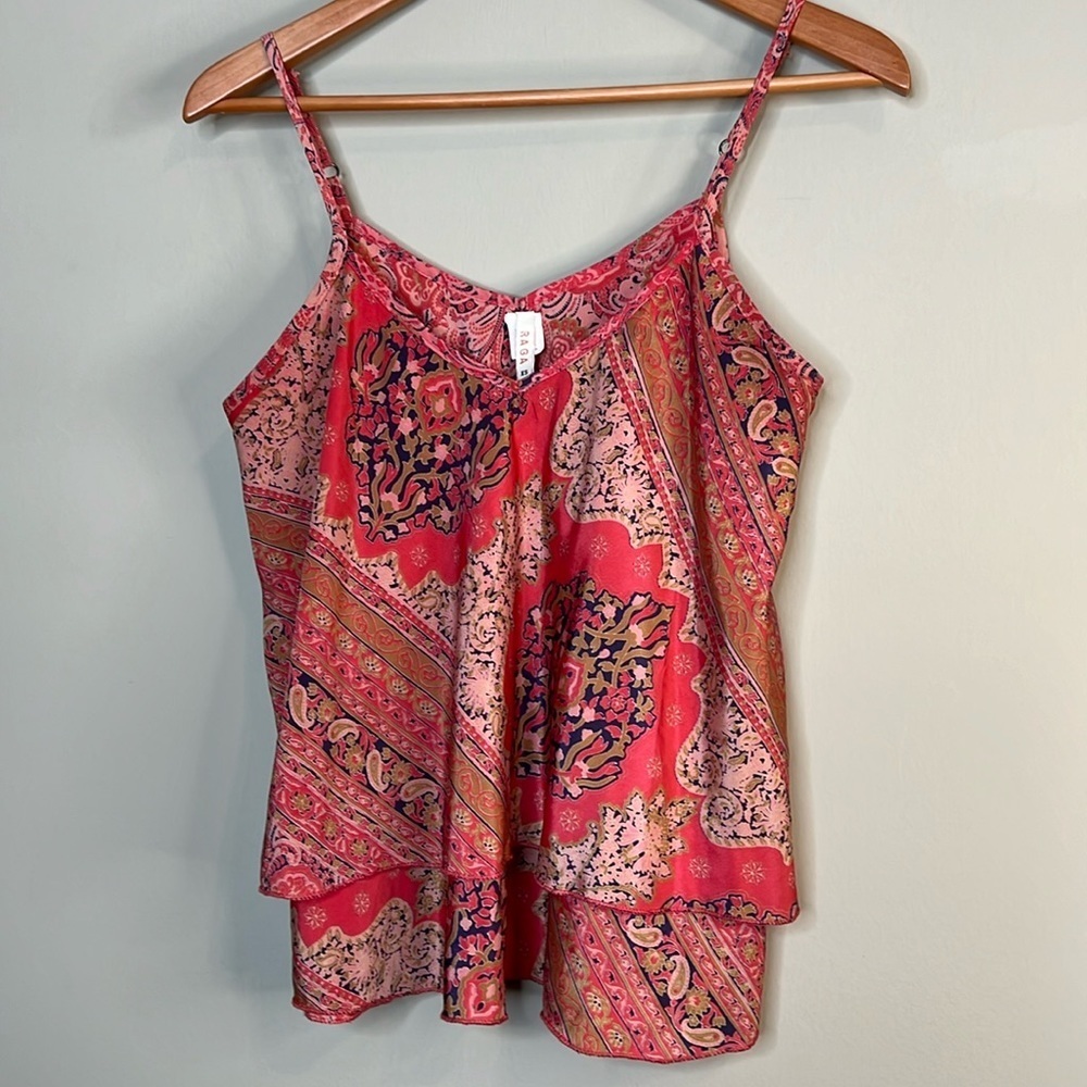 Raja Evereve adjustable strap, tiered, camisole, top size extra small